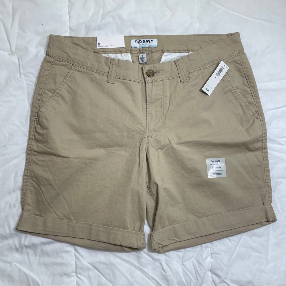 BRAND NEW women’s oldnavy Bermuda khaki shorts